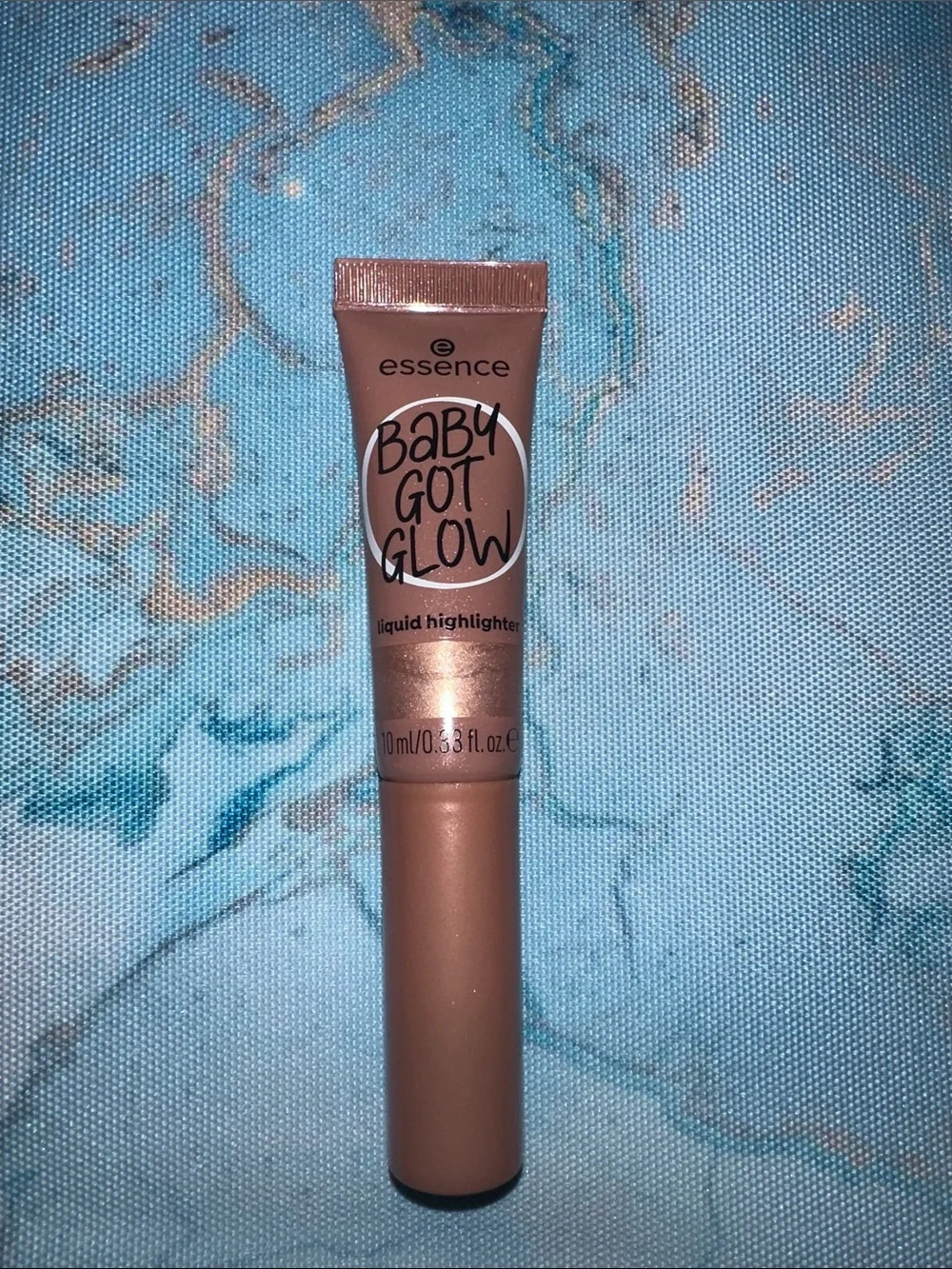 Essence Baby Got Glow Liquid Highlighter - Rose Bronze